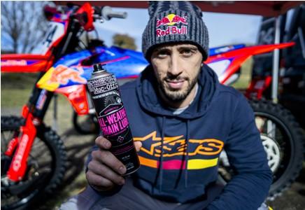 MUC-OFF ARE PLEASED TO PRESENT ‘DOVI IN THE DIRT’ STARRING MOTOGP RACER ANDREA DOVIZIOSO