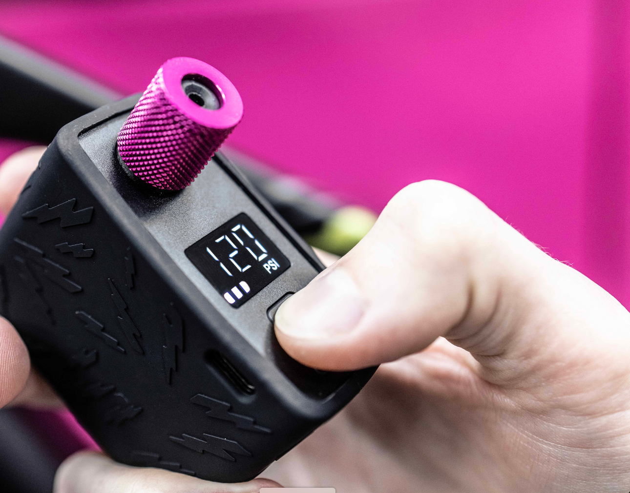 Muc-Off Launch AirMach Electric Mini Inflator Pro – Loaded With Upgrad ...