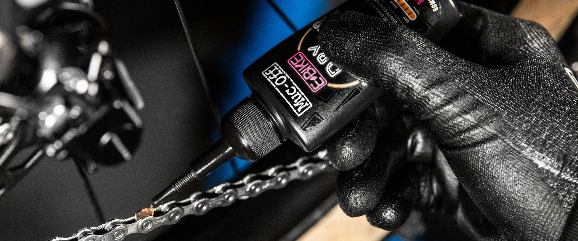  Muc-Off Dry Chain Lube, 50 Milliliters - Biodegradable Bike  Chain Lubricant, Suitable For All Types Of Bike - Formulated For Dry  Weather Conditions : Bike Oils : Sports & Outdoors